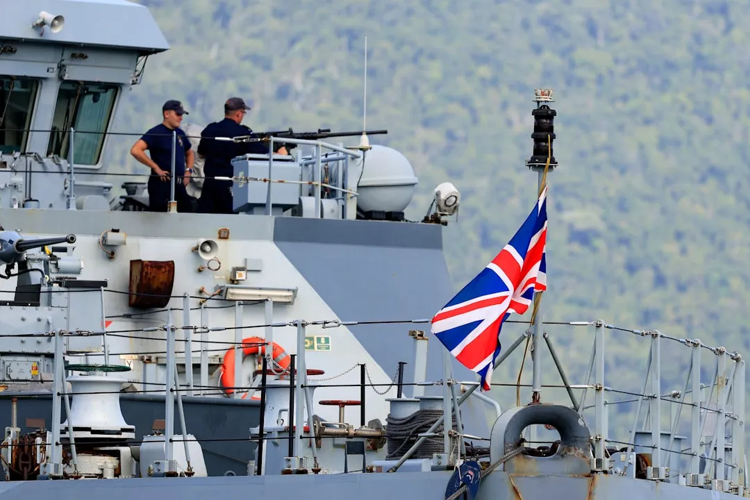 Britain Preparing for Mission That Could Clear Strait of Hormuz - The New York Times