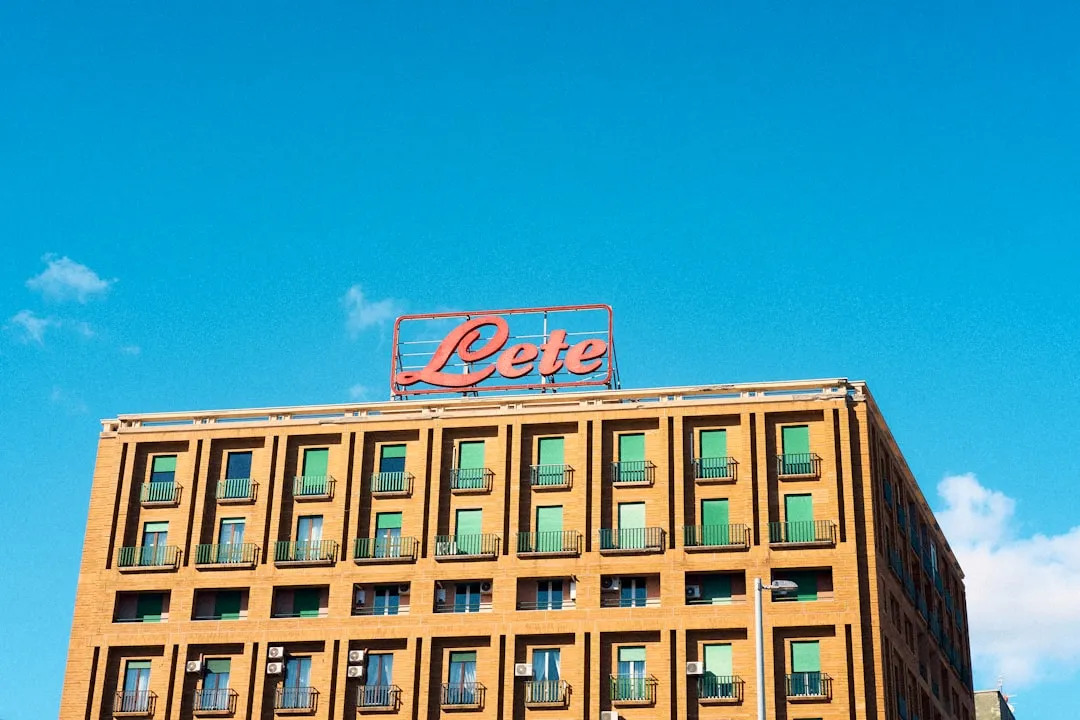 Former LOGE Hotel purchased by adventure-lifestyle company - KPAX News